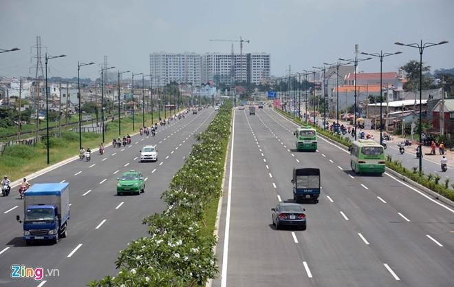 TVGS thi công Đường song hành phải Xa lộ Hà Nội