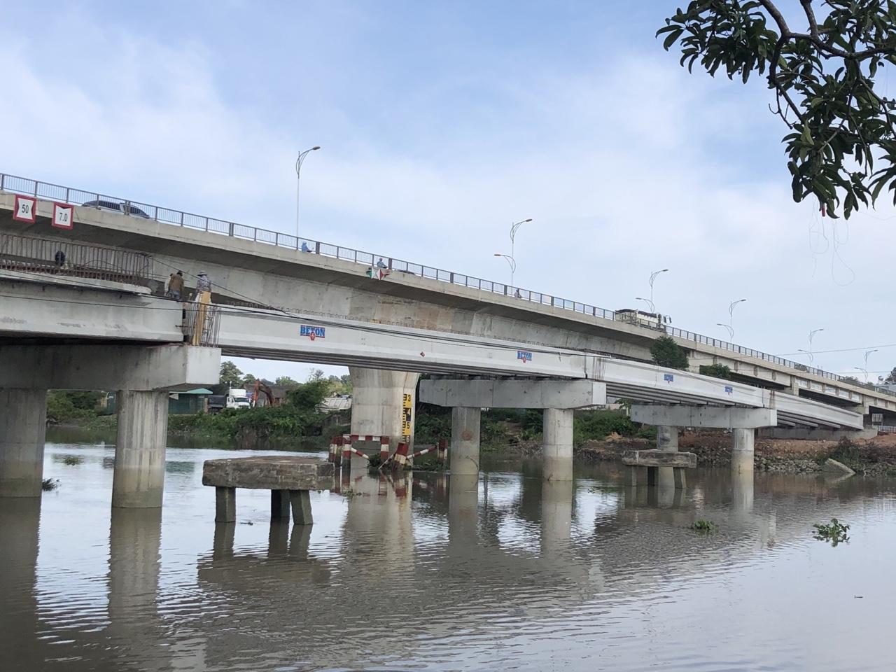 Cải tạo, sửa chữa cầu Ông Cộ trên ĐT.744
